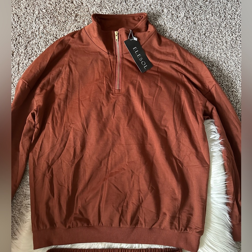 BNWT Two piece jogger suit L - Picture 5 of 5